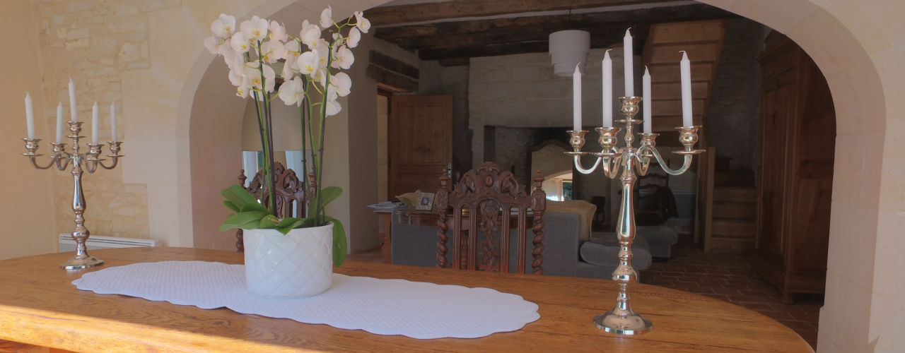 Salle à manger du gite de charme la maison d'angel en dordogne.